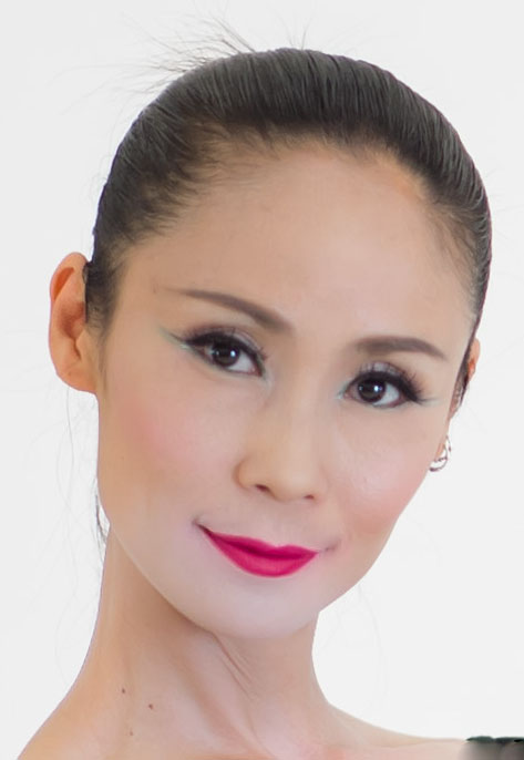 Yang Yang Yang Yang <br/>
Artistic Director